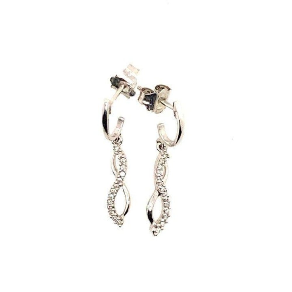 10KT Diamond Drop Earrings. Never worn - Picture 5 of 9